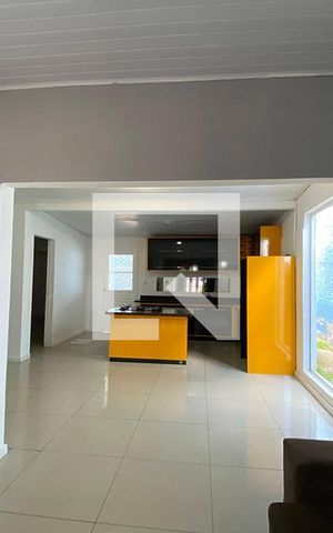 Casa à venda com 175m², 2 quartos e 1 vagaSala