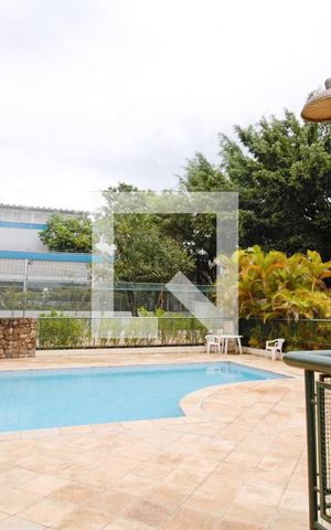 Apartamento à venda com 64m², 2 quartos e 2 vagas Apartamento à venda com 64m², 2 quartos e 2 vagasÁrea comum - Piscina
