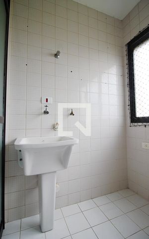 Apartamento à venda com 64m², 2 quartos e 2 vagas Apartamento à venda com 64m², 2 quartos e 2 vagasÁrea de Serviço