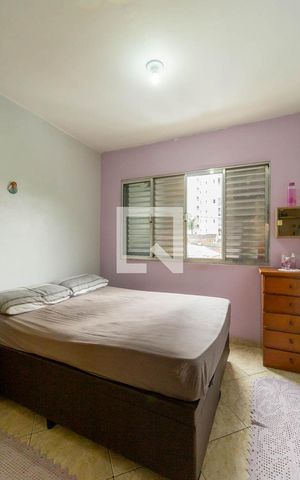 Casa à venda com 126m², 2 quartos e 2 vagas Casa à venda com 126m², 2 quartos e 2 vagasQuarto 1