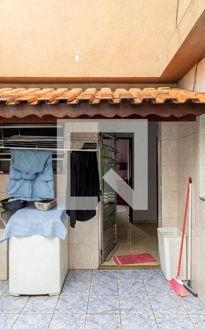 Casa à venda com 126m², 2 quartos e 2 vagas Casa à venda com 126m², 2 quartos e 2 vagasLavanderia