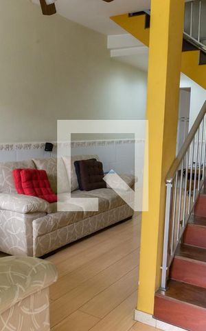 Casa à venda com 154m², 3 quartos e 1 vaga Casa à venda com 154m², 3 quartos e 1 vagaSala