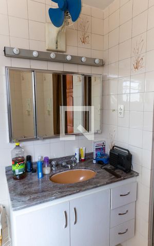 Casa à venda com 154m², 3 quartos e 1 vaga Casa à venda com 154m², 3 quartos e 1 vagaBanheiro da Suíte
