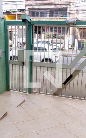 Casa à venda com 154m², 3 quartos e 1 vaga Casa à venda com 154m², 3 quartos e 1 vagaQuintal