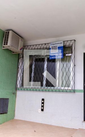 Casa à venda com 154m², 3 quartos e 1 vaga Casa à venda com 154m², 3 quartos e 1 vagaQuintal