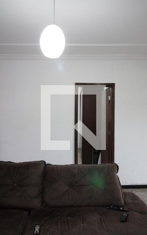 Casa à venda com 316m², 3 quartos e 3 vagasSala