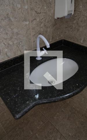 Casa à venda com 316m², 3 quartos e 3 vagasBanheiro 2 do Salão de Festas