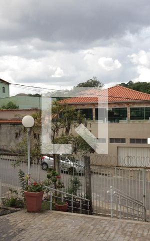 Casa à venda com 316m², 3 quartos e 3 vagasFachada