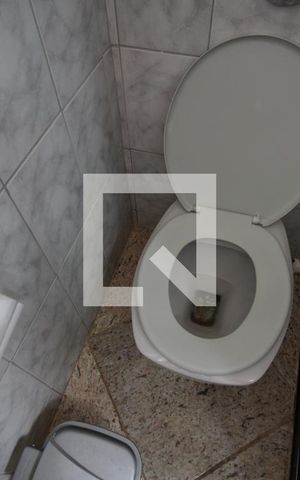 Casa à venda com 316m², 3 quartos e 3 vagasBanheiro da Suite 1