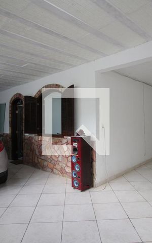 Casa à venda com 316m², 3 quartos e 3 vagasGaragem