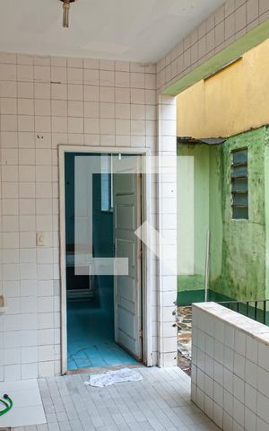 Casa à venda com 470m², 7 quartos e 4 vagas Casa à venda com 470m², 7 quartos e 4 vagasarea de serviço