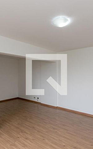 Apartamento à venda com 130m², 3 quartos e 1 vaga Apartamento à venda com 130m², 3 quartos e 1 vagaSala