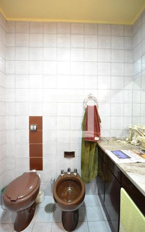 Casa à venda com 400m², 5 quartos e 4 vagasBanheiro da Suíte 1
