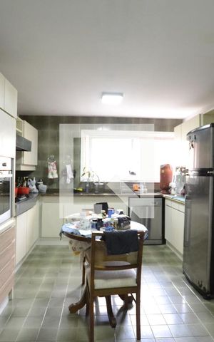 Casa à venda com 400m², 5 quartos e 4 vagasCozinha