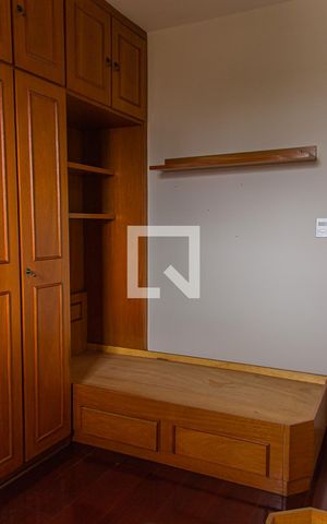 Apartamento à venda com 72m², 3 quartos e 1 vagaQuarto 2 - Armários