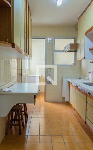 Apartamento à venda com 72m², 3 quartos e 1 vagaCozinha - Armários