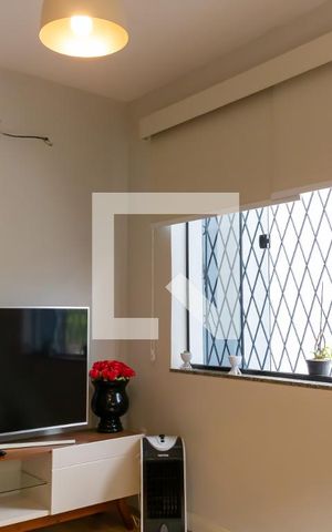 Casa à venda com 279m², 3 quartos e 3 vagas Casa à venda com 279m², 3 quartos e 3 vagasSala - 1ª Pavimento