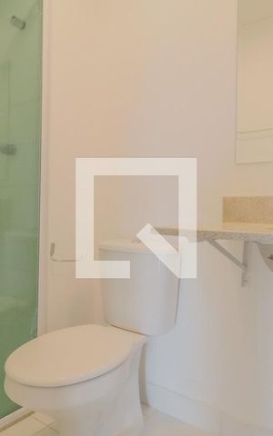 Studio à venda com 52m², 1 quarto e 1 vaga Studio à venda com 52m², 1 quarto e 1 vagaBanheiro
