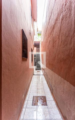 Casa à venda com 312m², 3 quartos e 3 vagas Casa à venda com 312m², 3 quartos e 3 vagasCorredor Externo