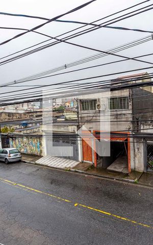 Casa à venda com 312m², 3 quartos e 3 vagas Casa à venda com 312m², 3 quartos e 3 vagasVista da Varanda
