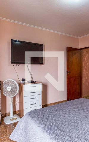 Casa à venda com 312m², 3 quartos e 3 vagas Casa à venda com 312m², 3 quartos e 3 vagasQuarto 3