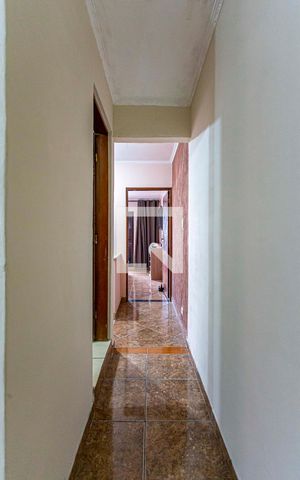 Casa à venda com 312m², 3 quartos e 3 vagas Casa à venda com 312m², 3 quartos e 3 vagasCorredor Dormitórios