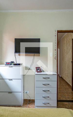 Casa à venda com 312m², 3 quartos e 3 vagas Casa à venda com 312m², 3 quartos e 3 vagasQuarto 1