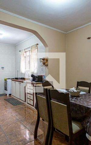 Casa à venda com 312m², 3 quartos e 3 vagas Casa à venda com 312m², 3 quartos e 3 vagasCozinha