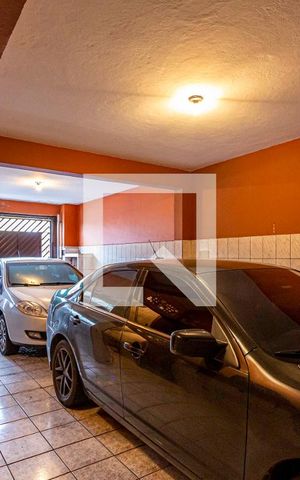 Casa à venda com 312m², 3 quartos e 3 vagas Casa à venda com 312m², 3 quartos e 3 vagasGaragem