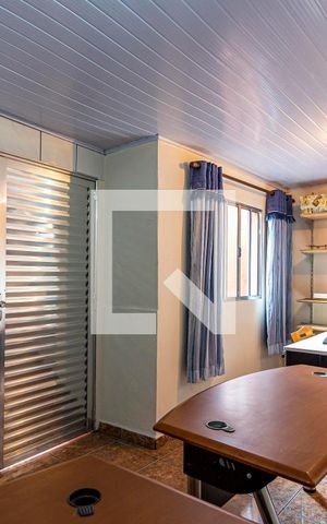 Casa à venda com 312m², 3 quartos e 3 vagas Casa à venda com 312m², 3 quartos e 3 vagasEscritório
