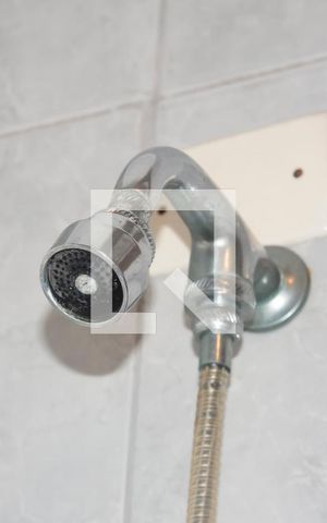 Casa à venda com 140m², 3 quartos e 3 vagas Casa à venda com 140m², 3 quartos e 3 vagasBanheiro