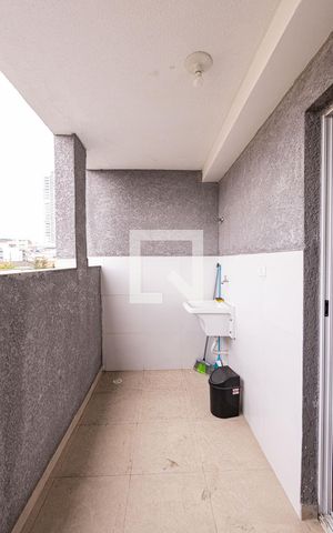Studio à venda com 35m², 1 quarto e 1 vaga Studio à venda com 35m², 1 quarto e 1 vagaÁrea de Serviço e Varanda