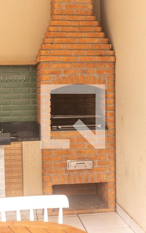 Apartamento à venda com 38m², 2 quartos e sem vaga Apartamento à venda com 38m², 2 quartos e sem vagaChurrasqueira