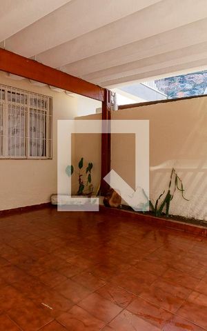 Casa para alugar com 160m², 3 quartos e 2 vagas Casa para alugar com 160m², 3 quartos e 2 vagasGaragem