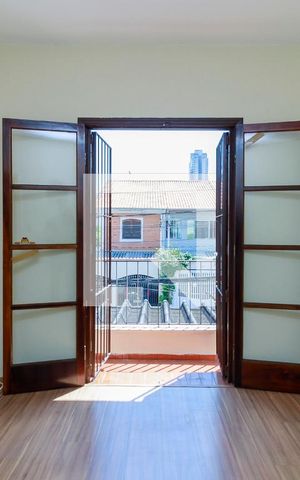 Casa para alugar com 160m², 3 quartos e 2 vagas Casa para alugar com 160m², 3 quartos e 2 vagasQuarto 1