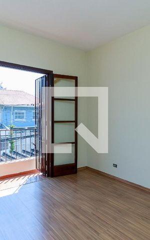 Casa para alugar com 160m², 3 quartos e 2 vagas Casa para alugar com 160m², 3 quartos e 2 vagasQuarto 1