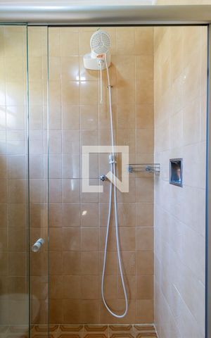 Casa para alugar com 160m², 3 quartos e 2 vagas Casa para alugar com 160m², 3 quartos e 2 vagasBanheiro da Suíte