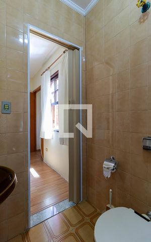 Casa para alugar com 160m², 3 quartos e 2 vagas Casa para alugar com 160m², 3 quartos e 2 vagasBanheiro da Suíte