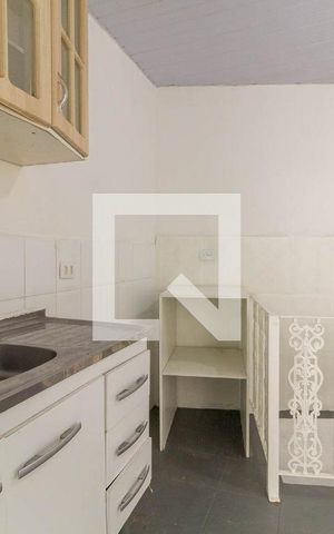 Casa de condomínio para alugar com 33m², 1 quarto e sem vaga Casa de condomínio para alugar com 33m², 1 quarto e sem vagaCozinha