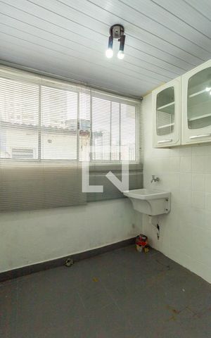 Casa de condomínio para alugar com 33m², 1 quarto e sem vaga Casa de condomínio para alugar com 33m², 1 quarto e sem vagaLavanderia