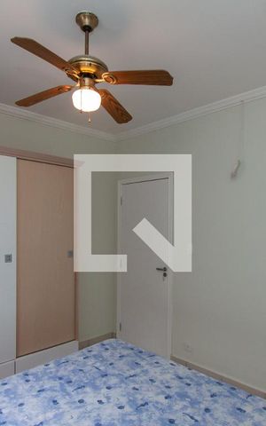 Casa para alugar com 180m², 4 quartos e 5 vagas Casa para alugar com 180m², 4 quartos e 5 vagasSuíte