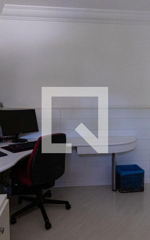 Apartamento à venda com 385m², 6 quartos e 6 vagas Apartamento à venda com 385m², 6 quartos e 6 vagasQuarto 4