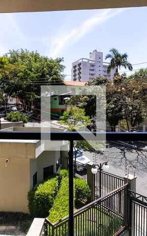 Apartamento à venda com 385m², 6 quartos e 6 vagas Apartamento à venda com 385m², 6 quartos e 6 vagasQuarto 1