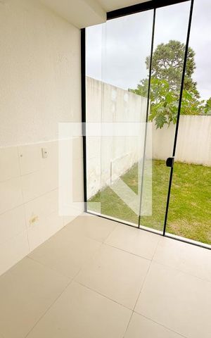 Casa para alugar com 97m², 2 quartos e 1 vagaÁrea de Serviço