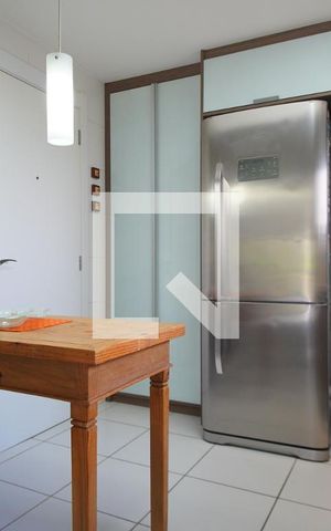 Apartamento à venda com 129m², 3 quartos e 2 vagasCozinha 