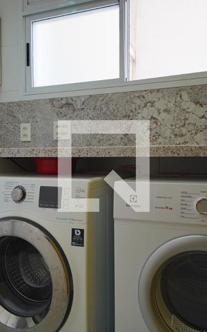 Apartamento à venda com 129m², 3 quartos e 2 vagasArea de serviço 