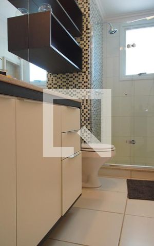 Apartamento à venda com 129m², 3 quartos e 2 vagasBanheiro suite americana 
