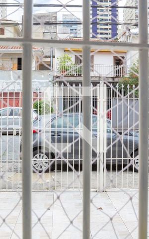 Casa para alugar com 240m², 2 quartos e 2 vagas Casa para alugar com 240m², 2 quartos e 2 vagasVista da Sala