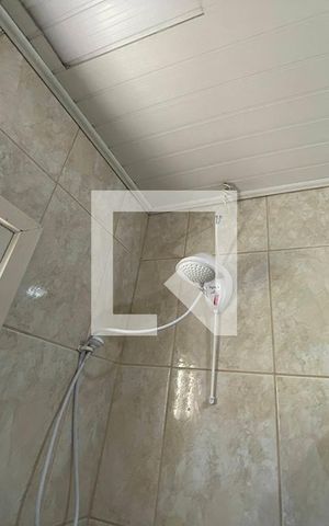 Casa à venda com 140m², 3 quartos e 2 vagasBanheiro