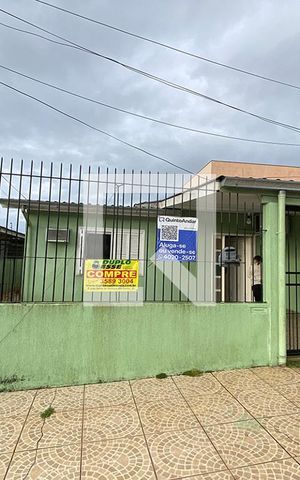 Casa à venda com 140m², 3 quartos e 2 vagasFachada